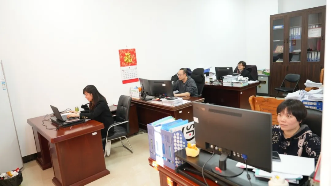 7f5fdad1-78fb-4cdc-bd68-dde463a4928d.png