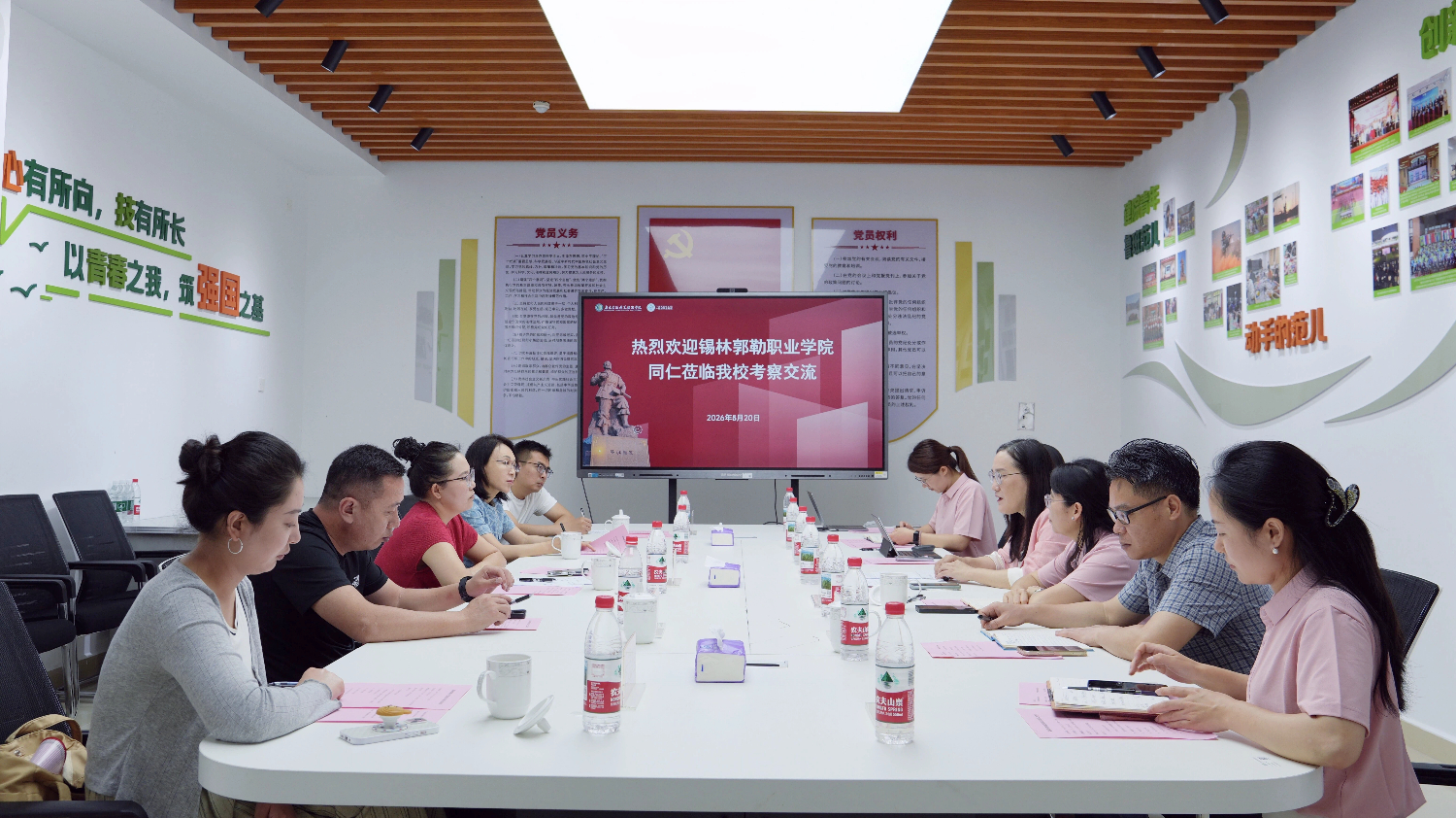 梁泳丽111.jpg